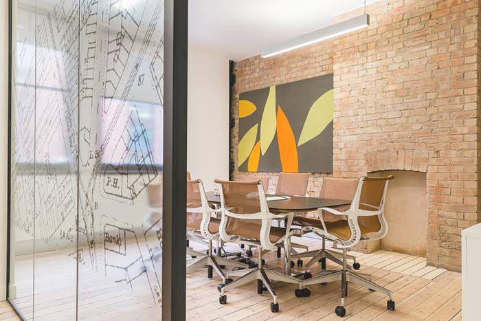 900平方投资办公室会议室装修设计实景图