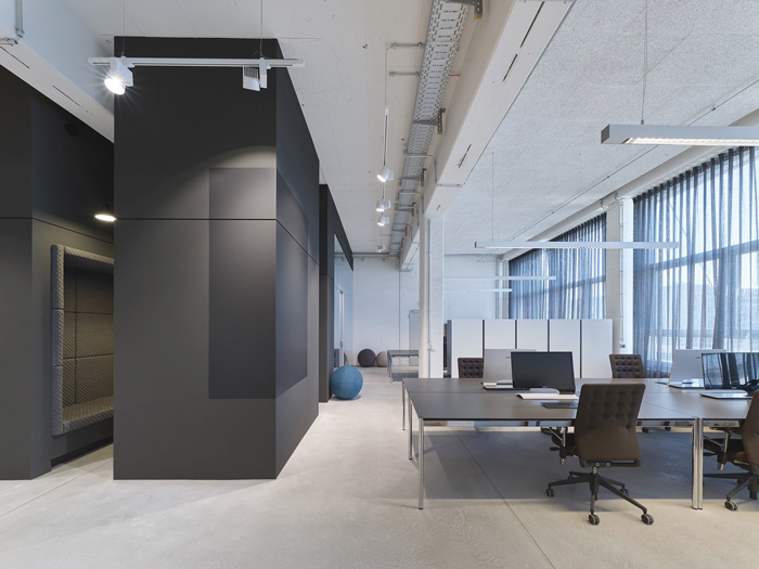 策划公司小型办公室办公区域装修设计效果图