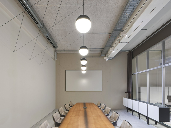 策划公司小型办公室会议室装修设计效果图